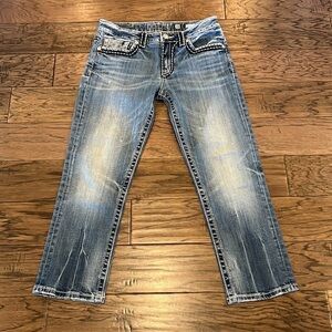 Miss Me Boyfriend Capri Size 28